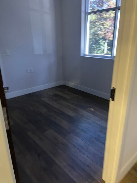 More Photos Of 5201 Old Poole Rd, Raleigh Light Manufacturing For Lease