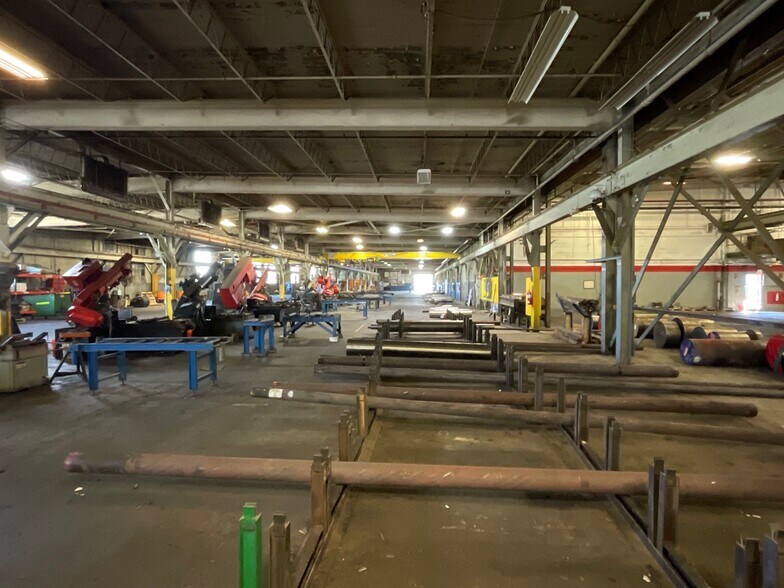 More Photos Of 3760 Oakwood Ave, Youngstown Warehouse For Lease