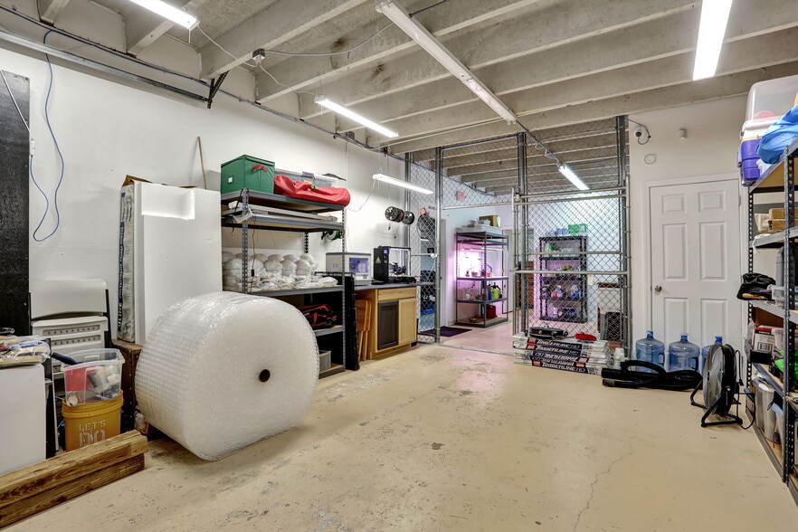 More Photos Of 3496 NE 12th Ter, Oakland Park Warehouse For Sale
