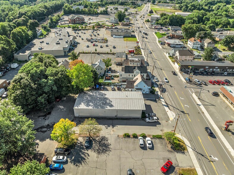 More Photos Of 359 Summer St, Fitchburg Storefront For Sale