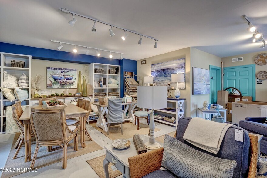 More Photos Of 5018 Oleander Dr, Wilmington Office Residential For Sale