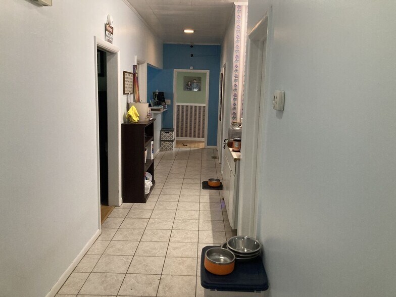 More Photos Of 207 E Gaines St, Lawrenceburg General Retail For Sale