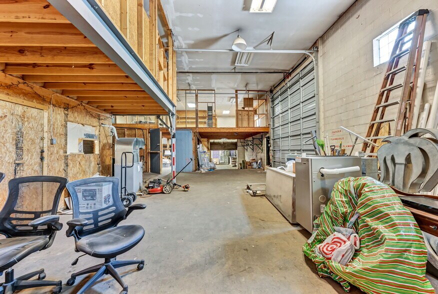 More Photos Of 203 Hershinger Rd, Coraopolis Office For Sale