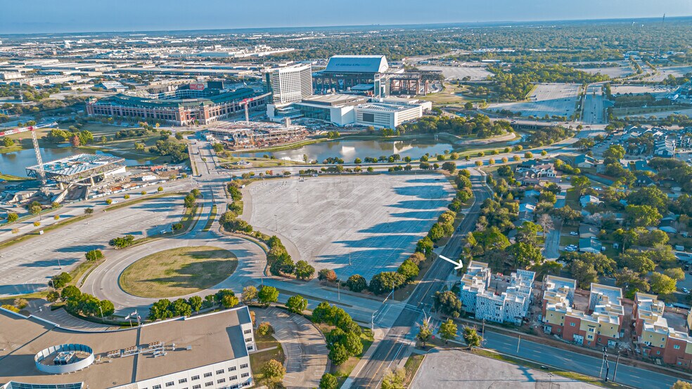 More Photos Of 1206 E Road To Six Flags St, Arlington Apartments For Sale