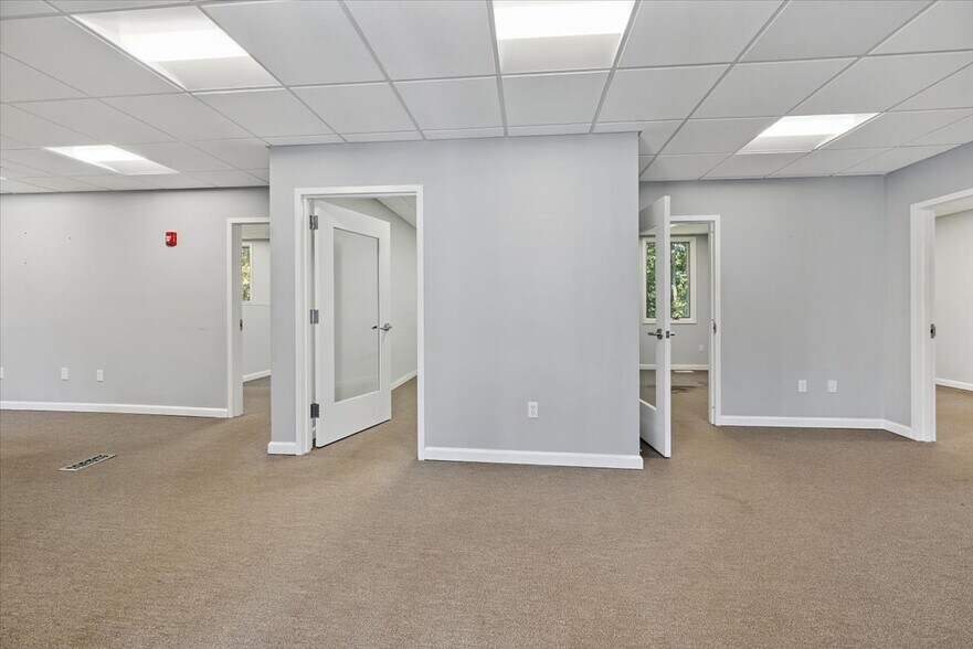 More Photos Of 159 Us Highway 46, Rockaway Office For Lease