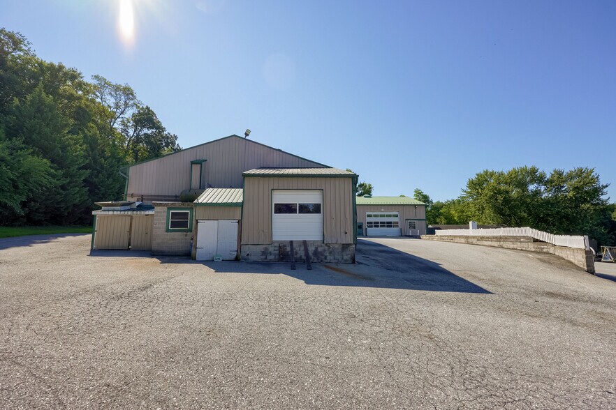 More Photos Of 197 Pencroft Dr N, Holtwood Industrial For Sale