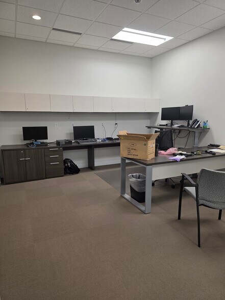 More Photos Of 912 S Main St, Sikeston General Retail For Lease