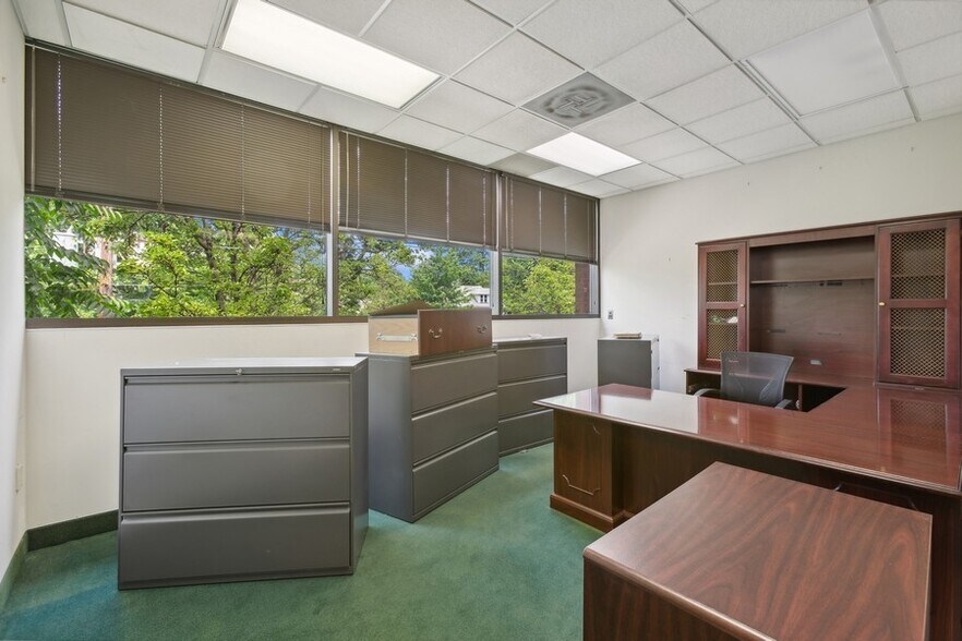More Photos Of 216 North Ave E, Cranford Office For Sale