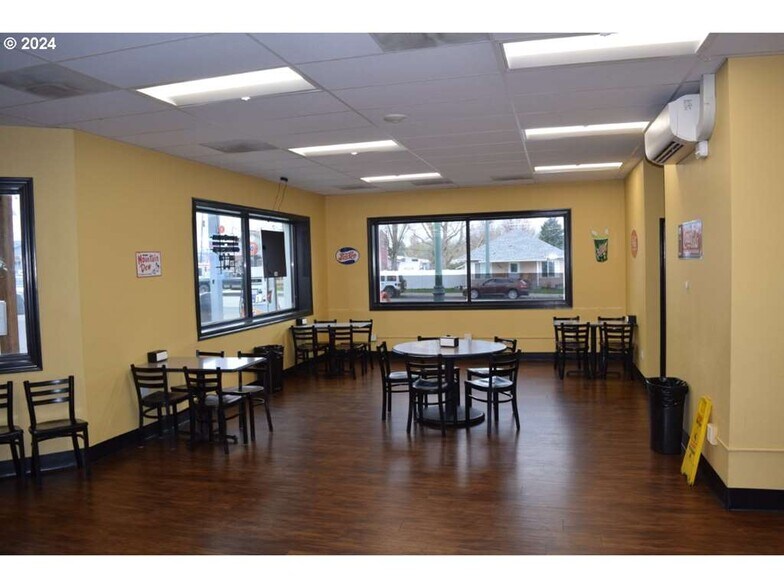 More Photos Of 457 E Main St, Athena Convenience Store For Sale