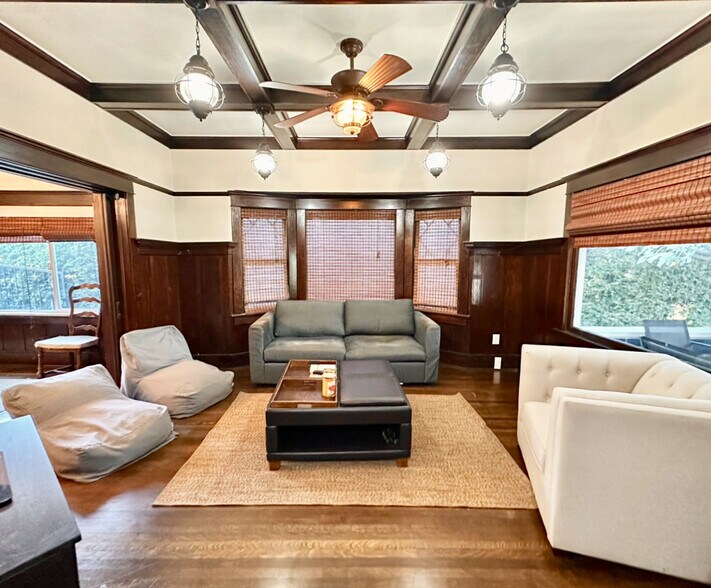 More Photos Of 1327 W 35th St, Los Angeles Apartments For Sale