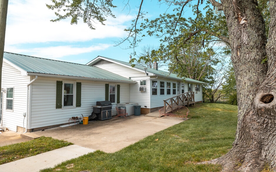 More Photos Of 5870 Old 66, Leasburg Winery Vineyard For Sale