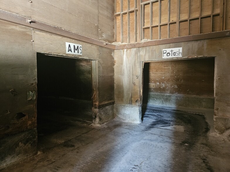 More Photos Of 529 Furnace St, Mayville Warehouse For Sale