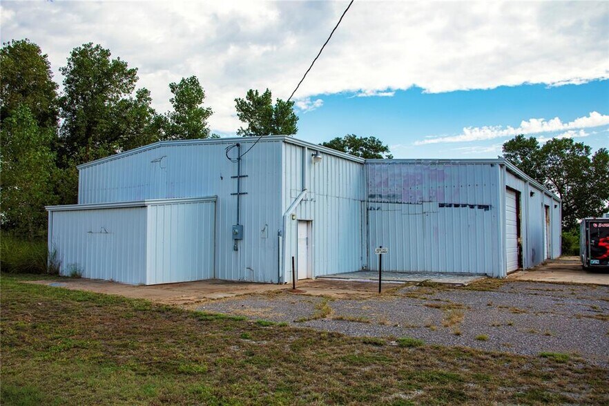 More Photos Of 2249 County Street 2810, Chickasha Industrial For Sale