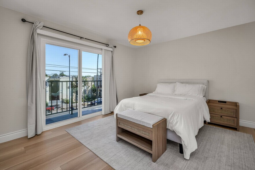 More Photos Of 1405 N Normandie Ave, Los Angeles Apartments For Sale