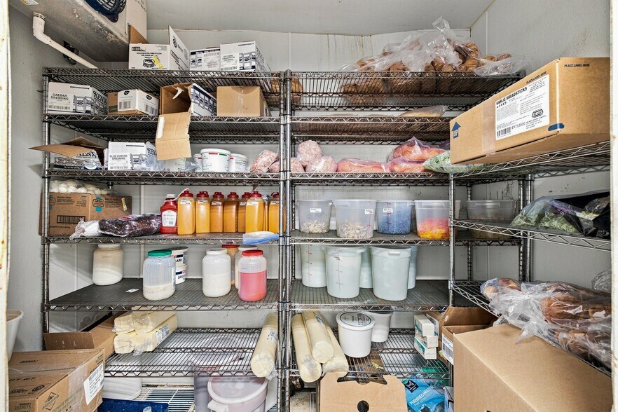 More Photos Of 547 E Main St, Ashland Restaurant For Sale
