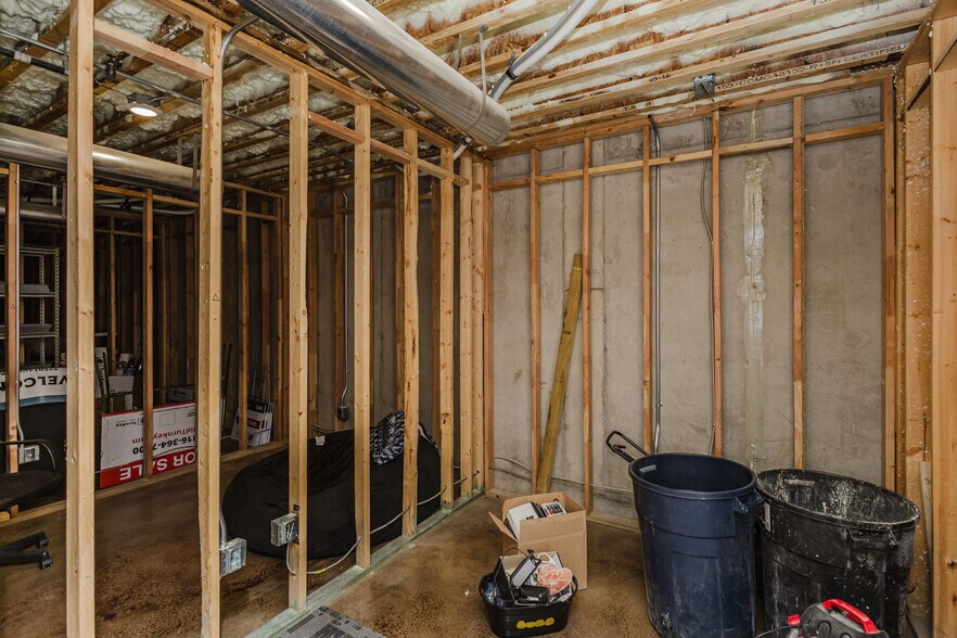 More Photos Of 429 S 119th St W, Wichita Office For Sale