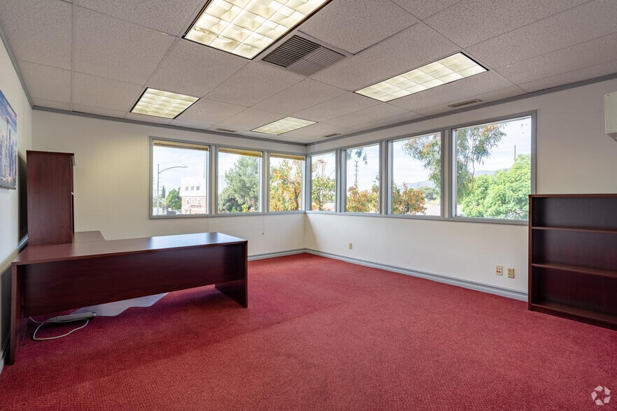 More Photos Of 750 Fairmont Ave, Glendale Loft Creative Space For Lease