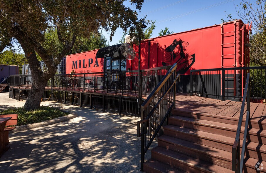 More Photos Of 5221-5331 McCullough Ave, San Antonio Unknown For Lease