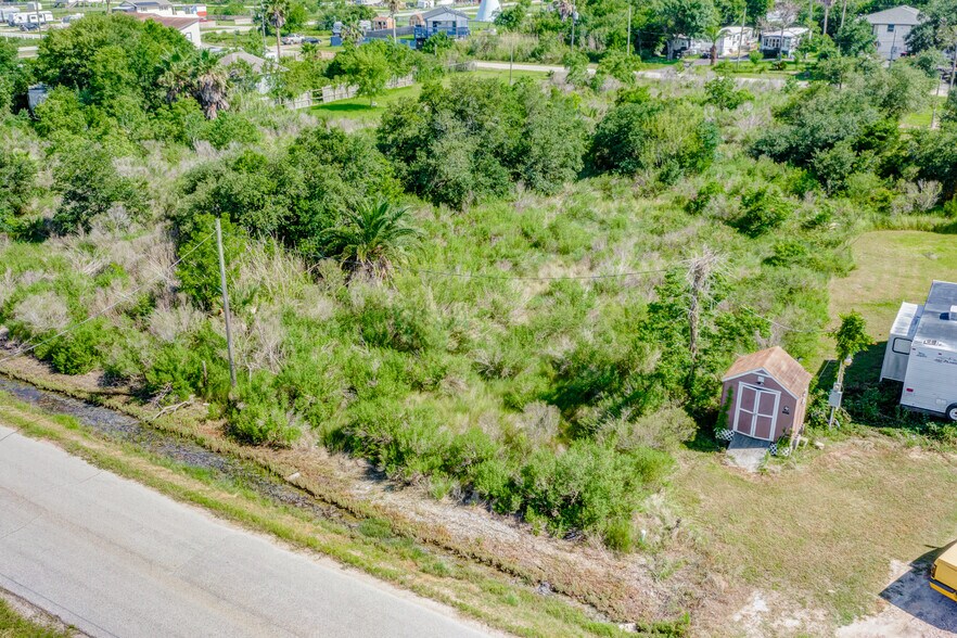 More Photos Of 0 Mallard St, Hitchcock Land For Sale
