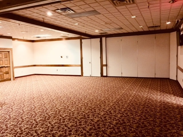 More Photos Of 340 Oyler Ave, Oak Hill Hotel For Lease