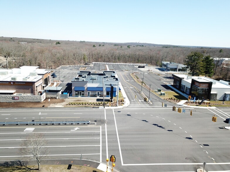 More Photos Of 1654 Boston Post Rd, Old Saybrook Land For Lease