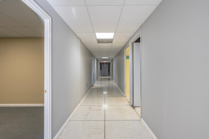 More Photos Of 4211 Video St, Dickinson Office For Sale