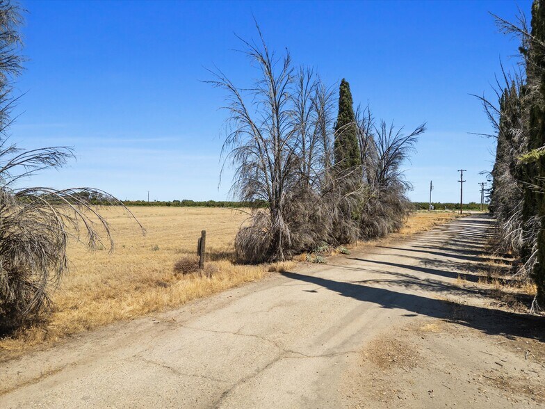 More Photos Of 1320 E Lerdo Hwy, Shafter Land For Sale