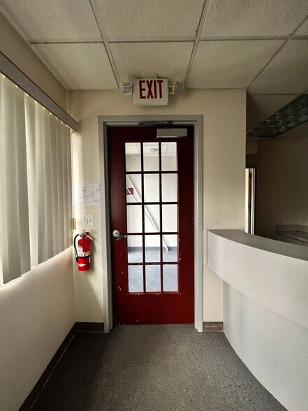More Photos Of 6711 Monroe St, Sylvania Office For Sale