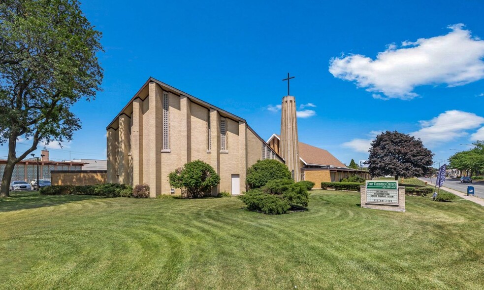 Primary Photo Of 3600 W 79th St, Chicago Religious Facility For Sale