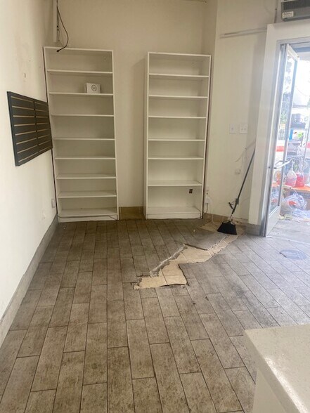 More Photos Of 720 Lake Ave, Pasadena Freestanding For Lease