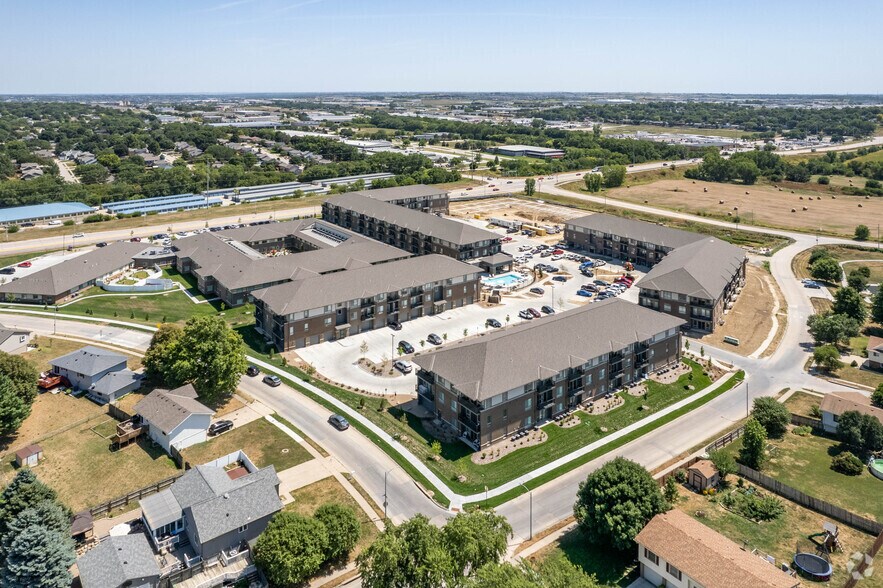 More Photos Of 7565 S 146th St, Omaha Apartments For Lease