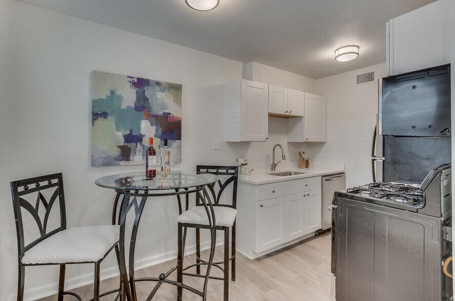 More Photos Of 4927 San Jacinto St, Dallas Apartments For Sale