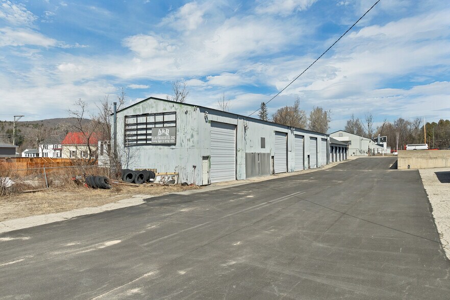 More Photos Of 55 Maynesboro St, Berlin Industrial For Sale
