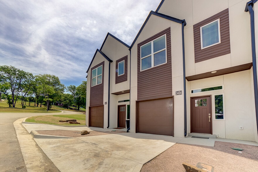 More Photos Of 7902 S 33rd West Ave, Tulsa Office Residential For Sale