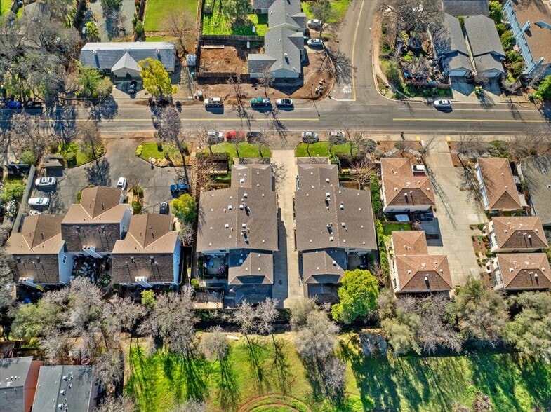 More Photos Of 3337 La Canada Dr, Cameron Park Apartments For Sale