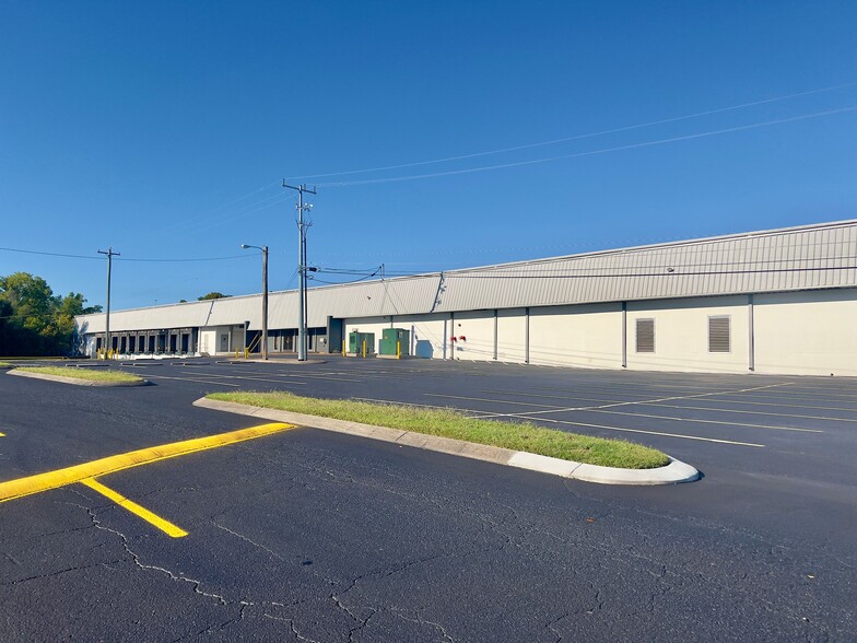 More Photos Of 485 Craighead St, Nashville Distribution For Lease