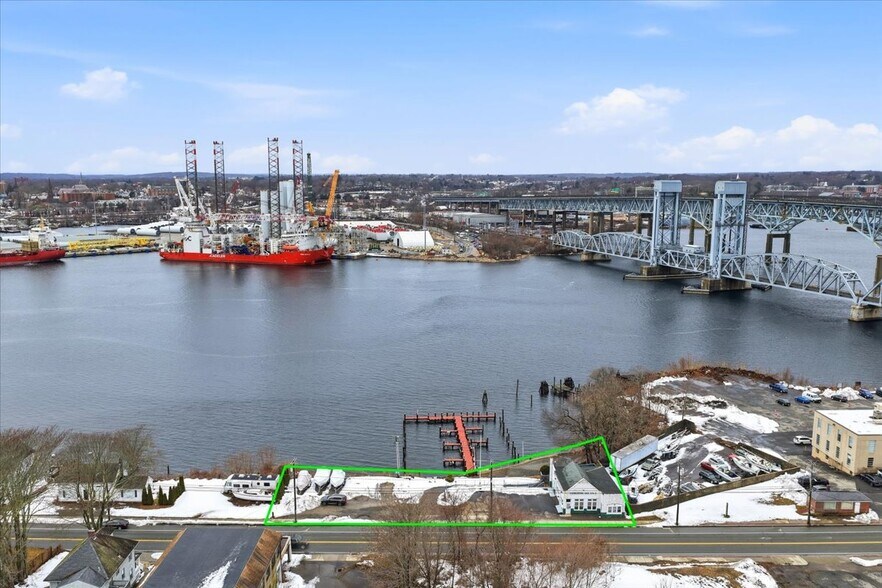 More Photos Of 53 Thames St, Groton Marina For Sale