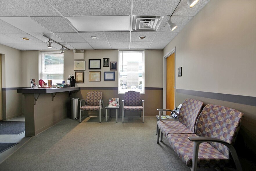 More Photos Of 2 Waln St, Wellsboro Office For Sale