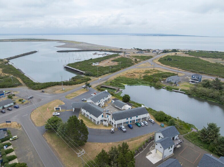 More Photos Of 1031 Discovery Ave SE, Ocean Shores Apartments For Sale