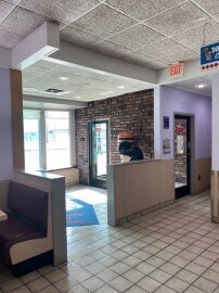 More Photos Of 660 N Cedar St, Mason Restaurant For Sale