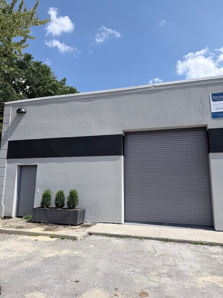 More Photos Of 21 Nursery Ln, Rye Warehouse For Lease