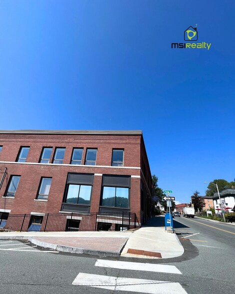 Primary Photo Of 42-67 Eastern Ave, Saint Johnsbury Loft Creative Space For Lease