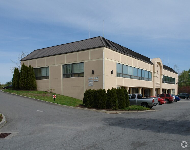 More Photos Of 254 Rt-17k, Newburgh Medical For Lease