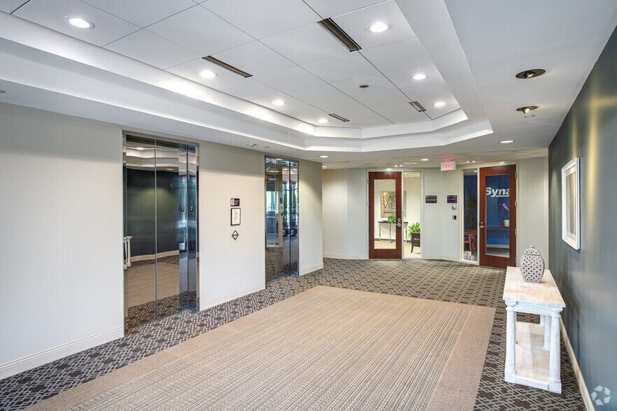 More Photos Of 4510 Cox Rd, Glen Allen Office For Lease