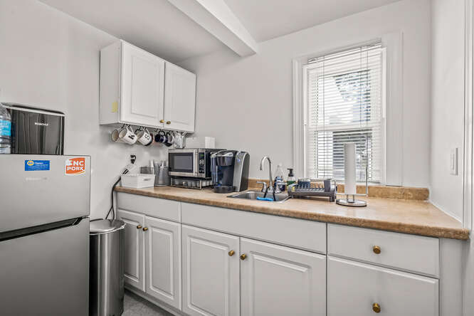 More Photos Of 617 W Jones St, Raleigh Loft Creative Space For Lease