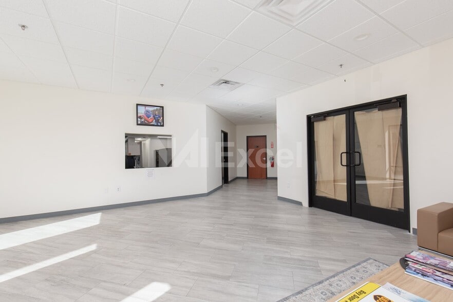 More Photos Of 820 Dunsan Way, Henderson Industrial For Sale