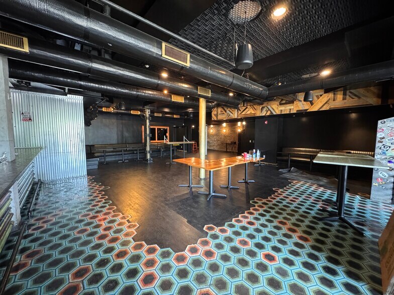 More Photos Of 4-6 Sheridan Ave, Albany Storefront Retail Office For Lease