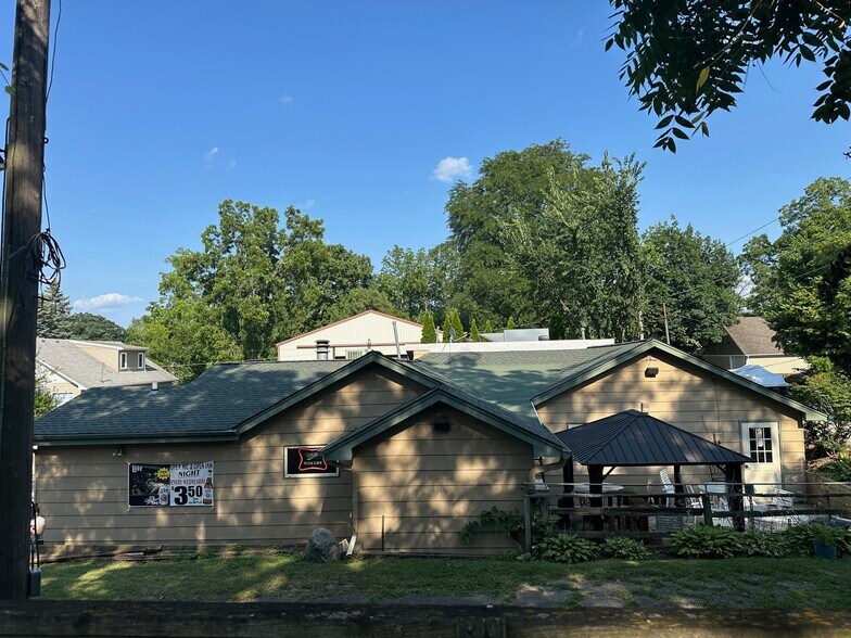 Primary Photo Of 25344 W Richmond Ave, Antioch Bar For Sale