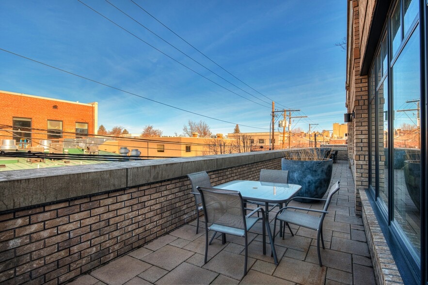 More Photos Of 919 NW Bond St, Bend Office Residential For Sale