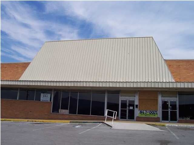 More Photos Of 2818 E 48th St, Chattanooga Freestanding For Lease